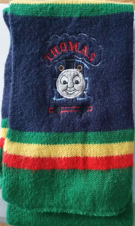 Photo of free Thomas autumn/winter scarf (Crown Wood RG12) #1