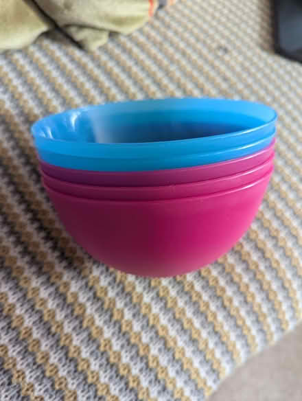 Photo of free Small plastic bowls (Portchester PO16) #1