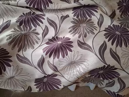 Photo of free Curtains, brown floral. (Hampton Hill TW12) #1
