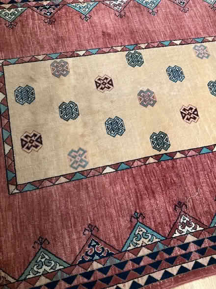 Photo of free Wool rug (Erlestoke Devizes SN10) #2