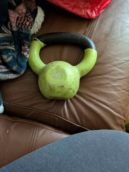 Photo of free 4kg kettle bell (Freehold LA1) #1