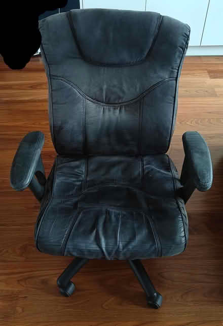 Photo of free Desk chair (Barbican EC1A) #1