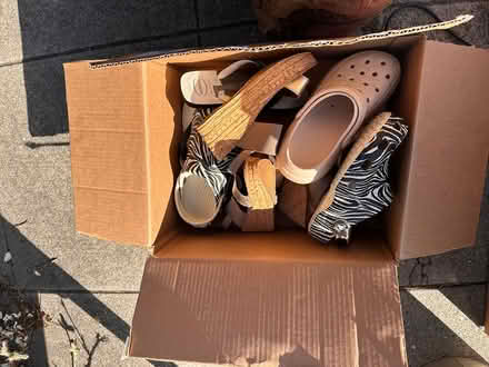 Photo of free chairs (5668 Buena Vista Ave,94618) #3