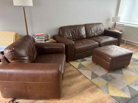Photo of free Brown leather 3 piece suite (Kilbarchan) #3