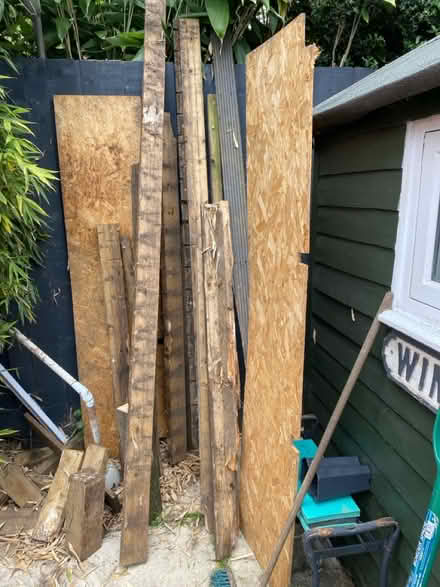 Photo of free Variety of used wood (SW19 5NZ) #1