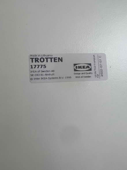 Photo of free IKEA Trotten table top 160x80 cm (Vauxhall SE11) #2
