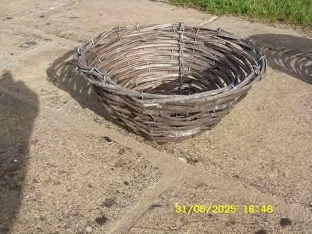Photo of free Wicker Hanging Baskets (Bethersden Kent) #2
