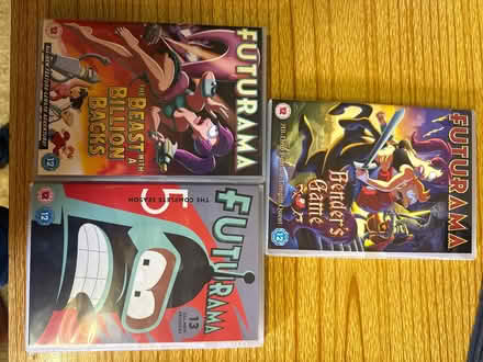 Photo of free Futurama DVD’s season 1-5 (Hatch Warren RG22) #2