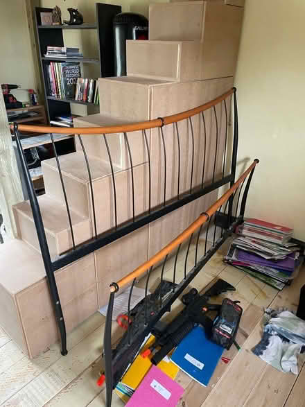 Photo of free Queen size bed frame (Beckley OX3) #1