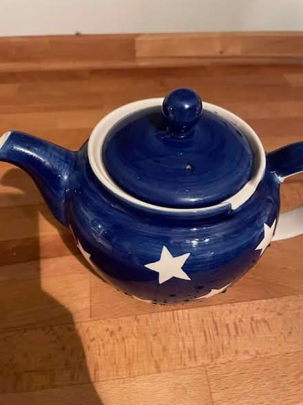Photo of free Whittards teapot (Broughton PR3) #1