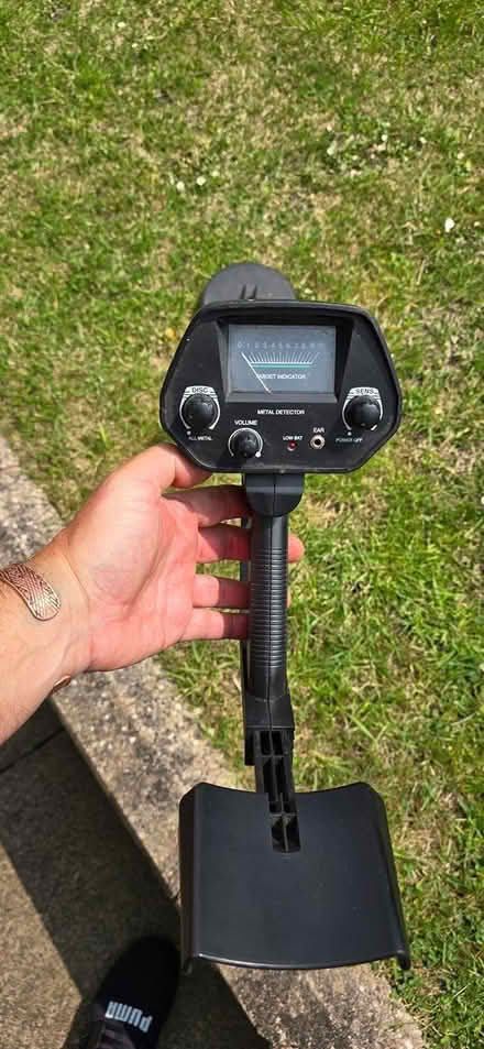 Photo of free Childs metal detector (Brierley Hill DY5) #1