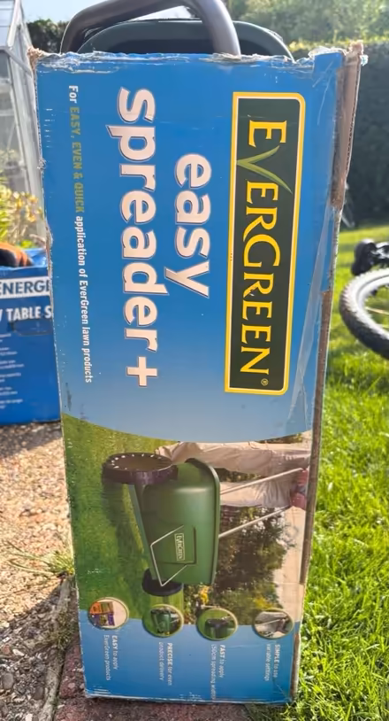 Photo of free Spreader (St. ALBANS, AL2) #1