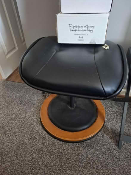 Photo of free Working Massage Chair (Lipson PL4) #2