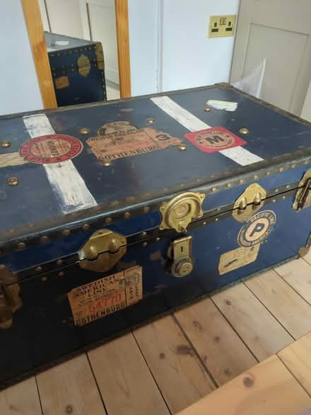 Photo of free Antique American Steamer Trunk (E96EU) #2