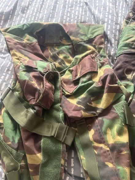 Photo of free Army clothing suit 12yr up (DE24) #4