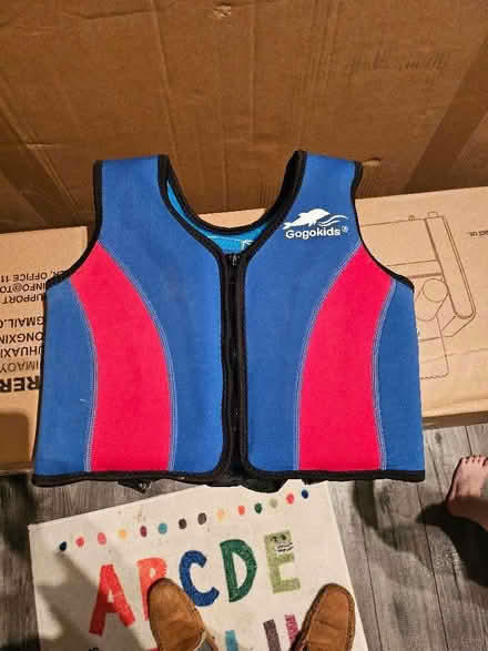 Photo of free Kids life jacket (Bachelor's Bump TN35) #1