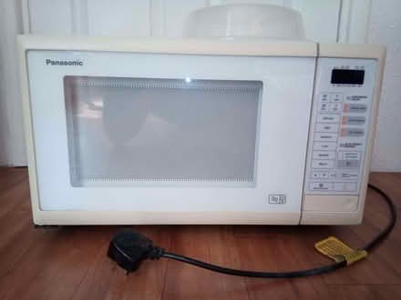 Photo of free Panasonic Microwave- working (Cromford DE4) #1