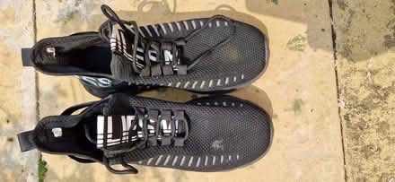 Photo of free Trainer type shoes. (Shelton Lock DE24) #4