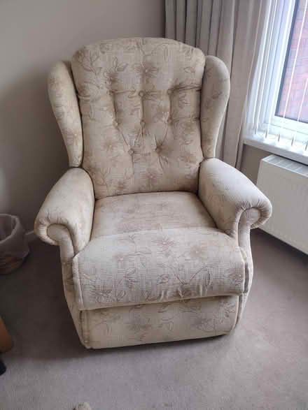 Photo of free Recliner chair (forestside BT8) #1