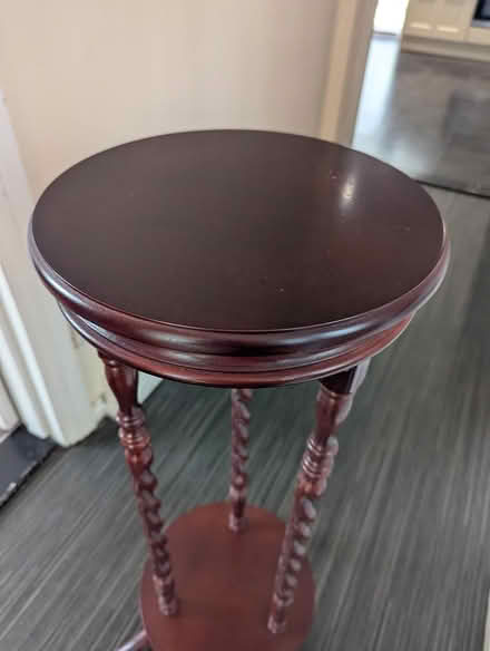Photo of free Table for plants (Po7 7ae) #2