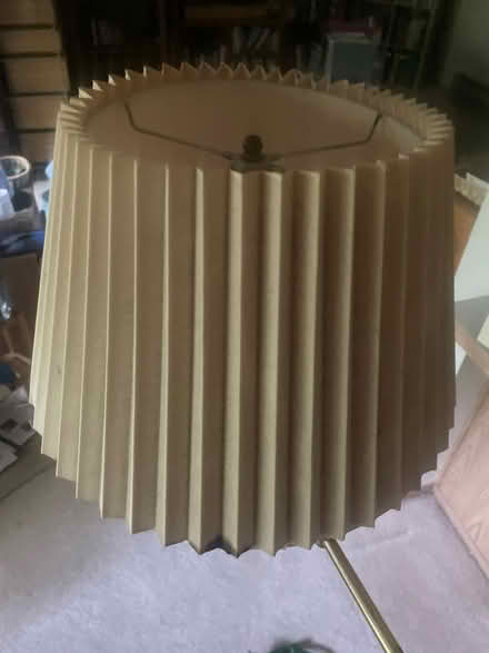 Photo of free Lamp (N. Shoreline / 15th Ave NE) #3