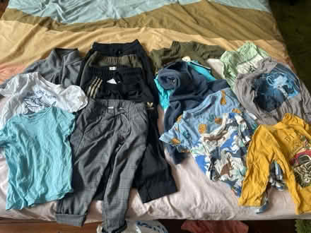 Photo of free Boyβs clothes 3-4 year old (Marchmont EH9) #1
