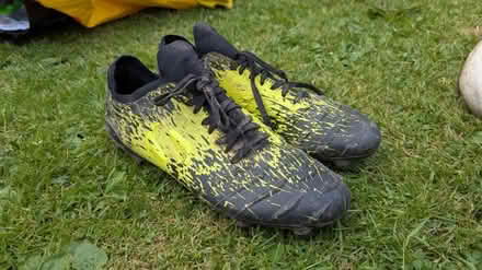 Photo of free Football boots size 10 adult (SY11) #1