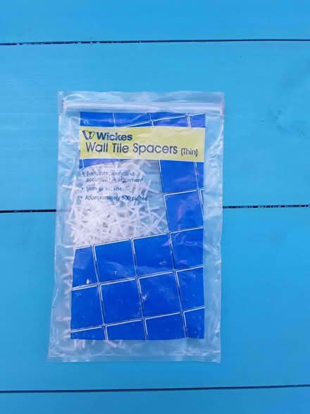 Photo of free Wickes Wall Tile Spacers (Far Bletchley MK3) #1