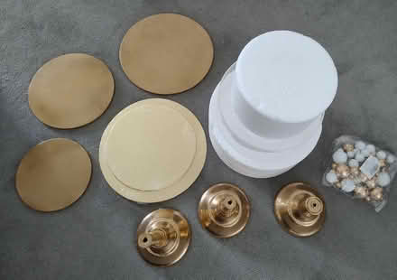 Photo of free Dummy wedding cake tiers? (Stopsley LU2) #2
