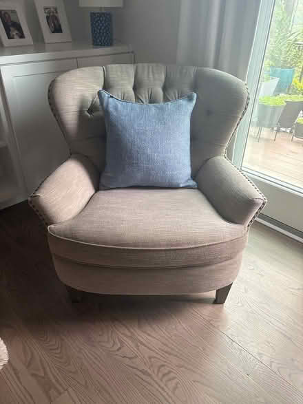Photo of free Grey living room Chair (Tarrytown) #1