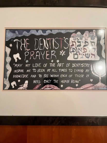 Photo of free Dentistโs Prayer (Winchester, west side) #1