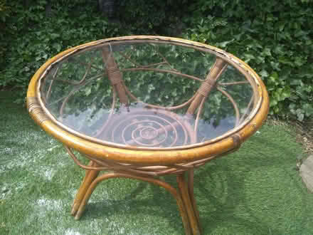 Photo of free Vintage Wicker Table (Leighton buzzard LU7) #1