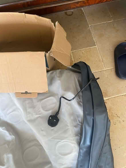 Photo of free Top quality electric inflatable mattress- now has very slow (Marden TN12) #1