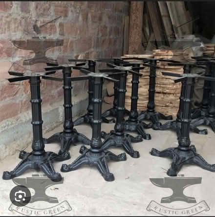 Photo of Table base, stand or legs (Cheltenham) #1