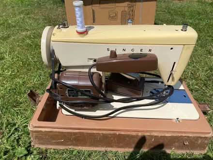 Photo of free Singer sewing machine (Eastwood SS2) #3