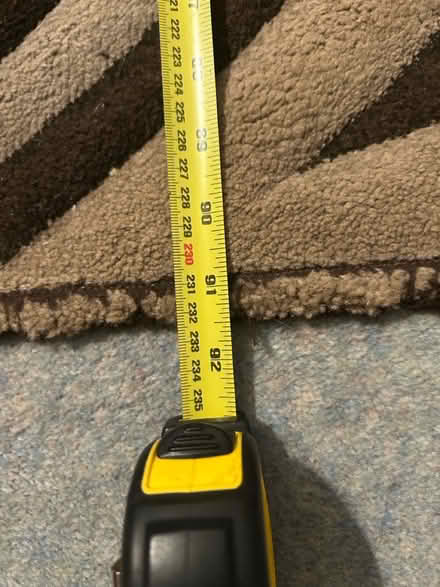 Photo of free Large rug (OX44UE OX4) #4