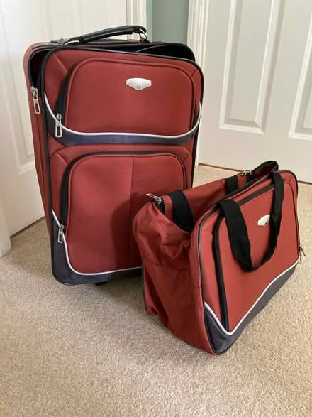 Photo of free Small suitcase and travel bag (South Ockendon RM15) #1