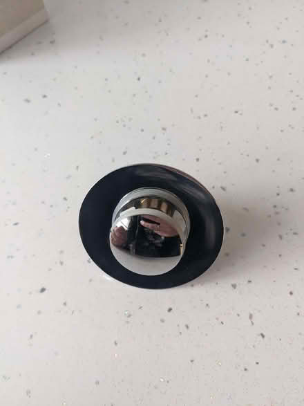 Photo of free Chrome popup sink waste plug (Wavertree Nook L15) #3