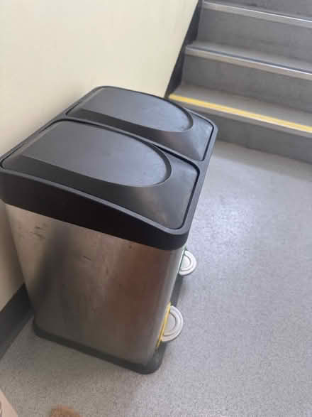 Photo of free Small pedal bin (Hammersmith) #1