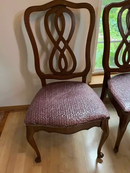 Photo of free Dining tablw with 6 chairs (carpentersville) #4