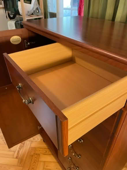 Photo of free Small wardrobe (OX4 3) #4