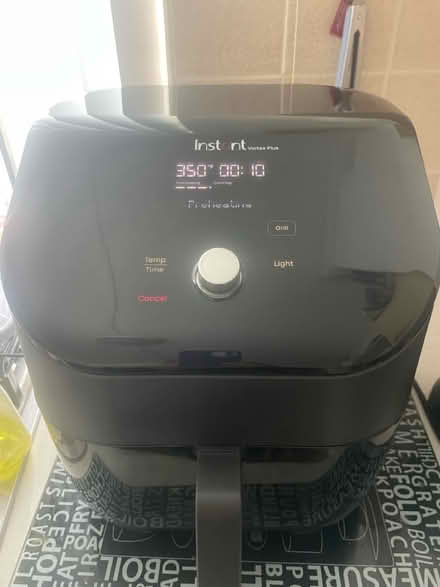Photo of free Air fryer (Ipswich IP3) #1