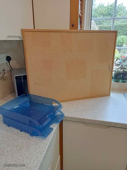 Photo of free Cork notice board plus 2 x paper trays (Sunnyside RH19) #1
