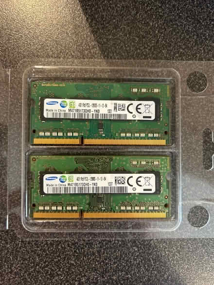 Photo of free 2x4gb ram sticks (Home WR1) #1