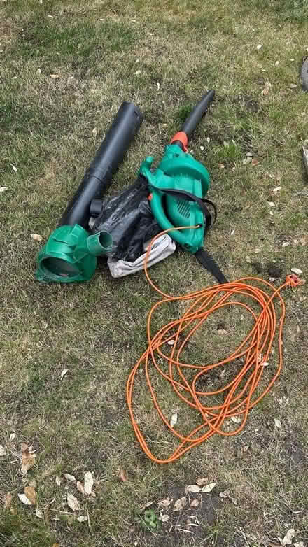 Photo of free Leaf blower and vacuum (Drayton OX14) #1