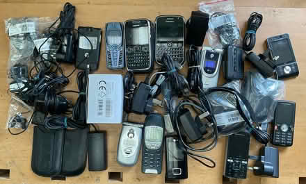 Photo of free Bag of old mobile phones and accessories (Beaconsfield HP9) #1