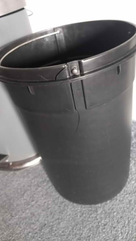 Photo of free Small pedal bin (Pitshanger W5) #3