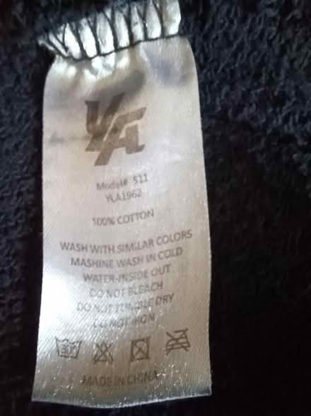 Photo of free Pull-over logo hoodie (M) (Carlingwood) #4