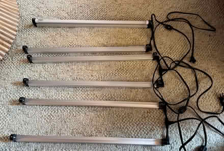 Photo of free T5 light fixtures with connectors (19711) #1