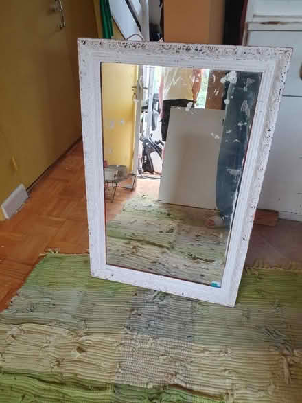Photo of free Mirror (Tq95yf) #1